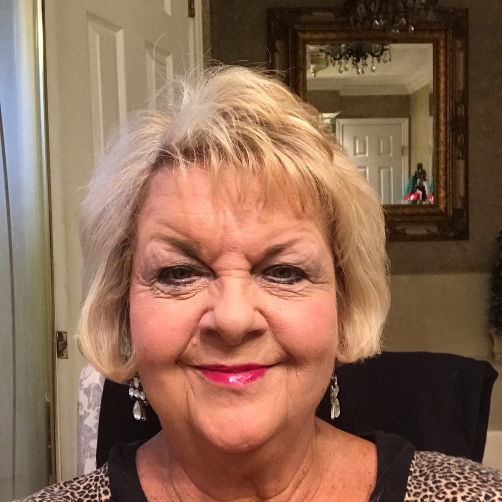 Meet your Posher, Beverly